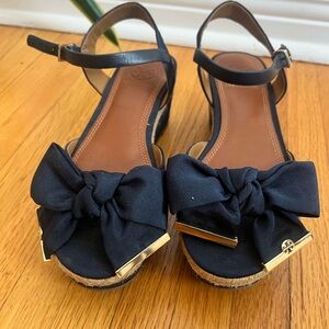 Tory Burch Mini Bow Espadrille Wedge Sandals in navy blue